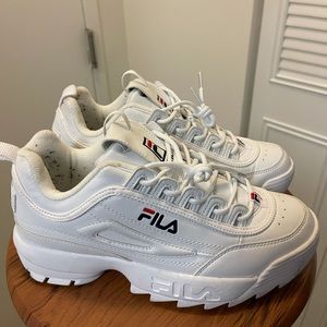 MENS FILA SIZE 8